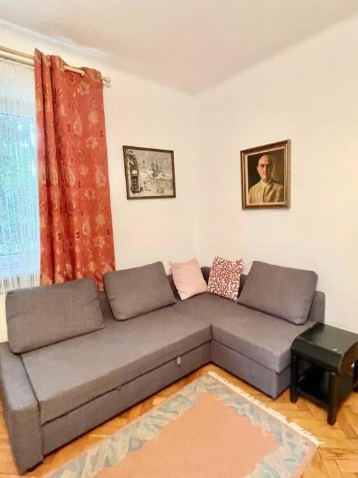 Beautiful Villa With Garden In Milanowek Экстерьер фото